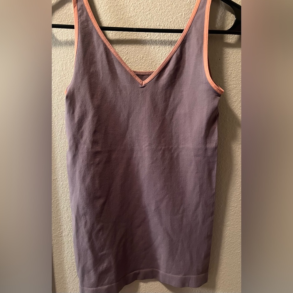 🌸NEW From Free People Pallets 🌸 V-Neck Tank Top💜🧡